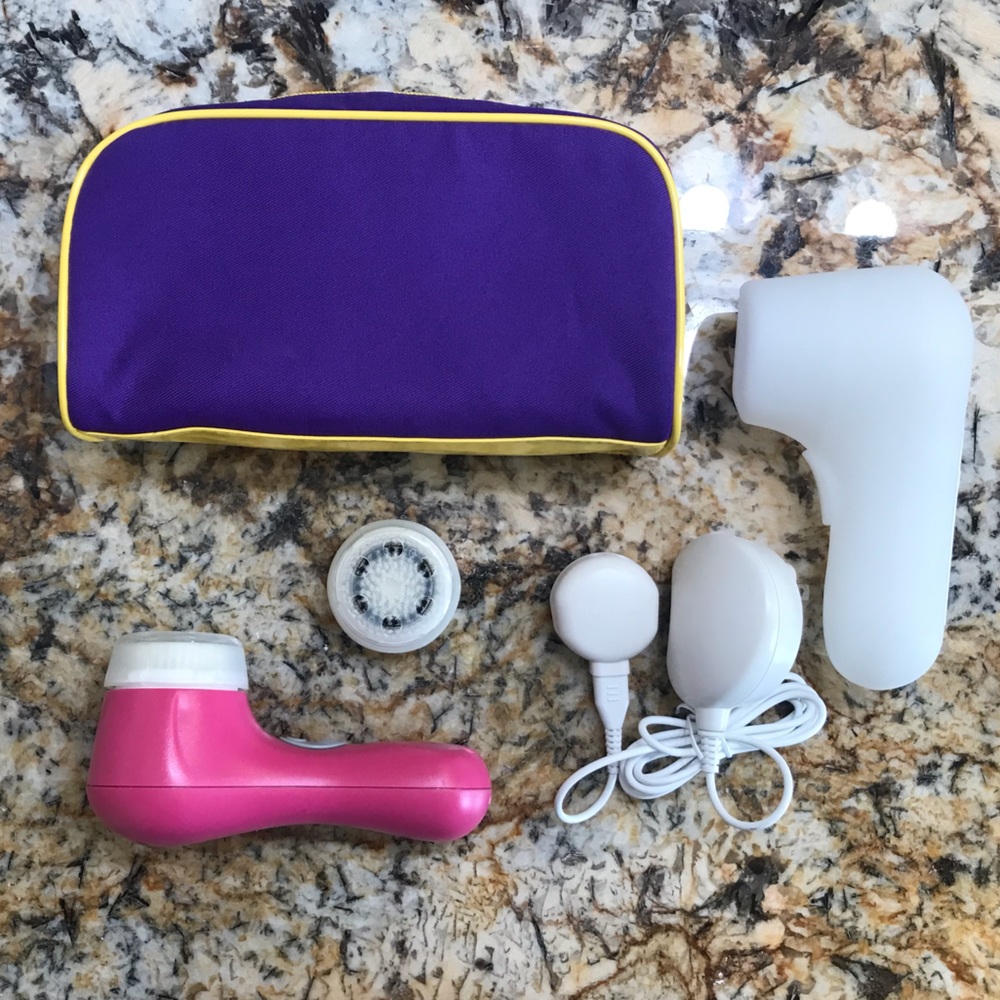 Clarisonic Mia 2 Set and Animal Face Mask
